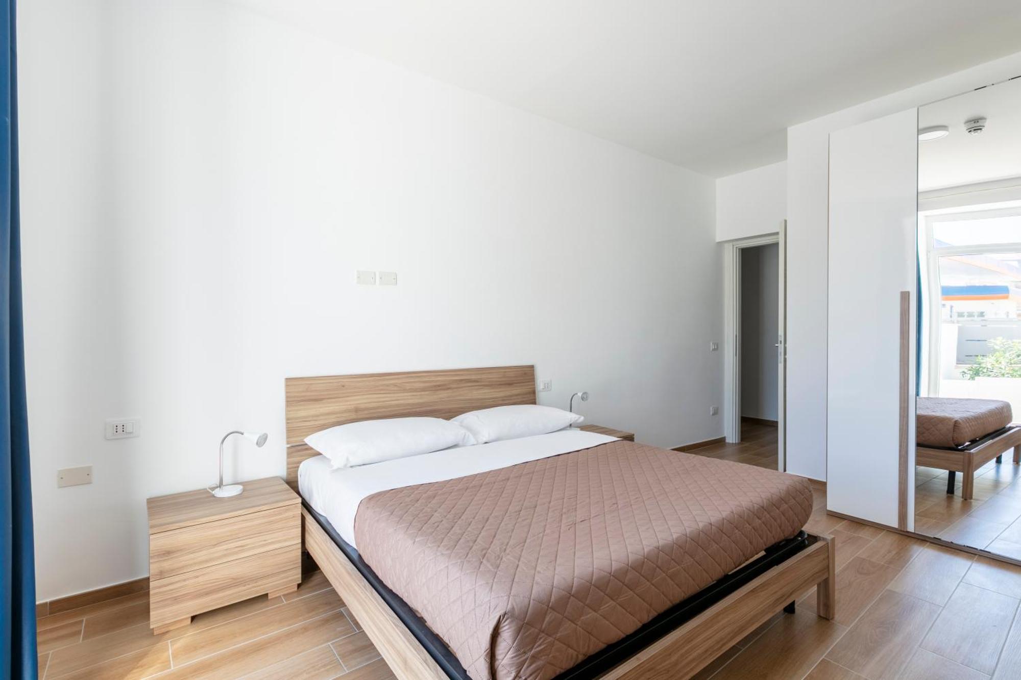 Residence Торваяніка Екстер'єр фото