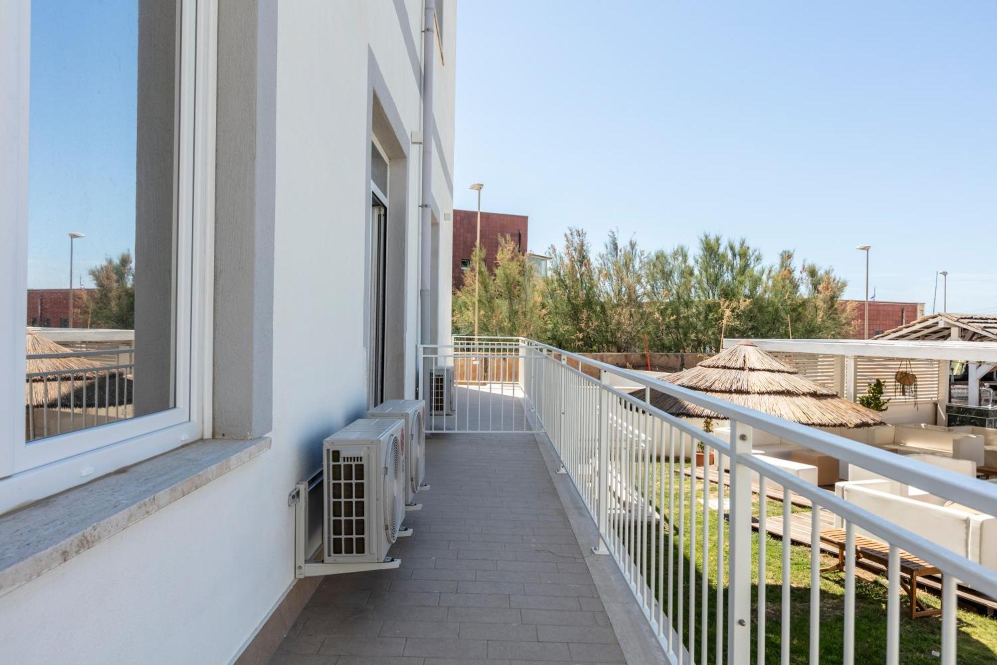 Residence Торваяніка Екстер'єр фото